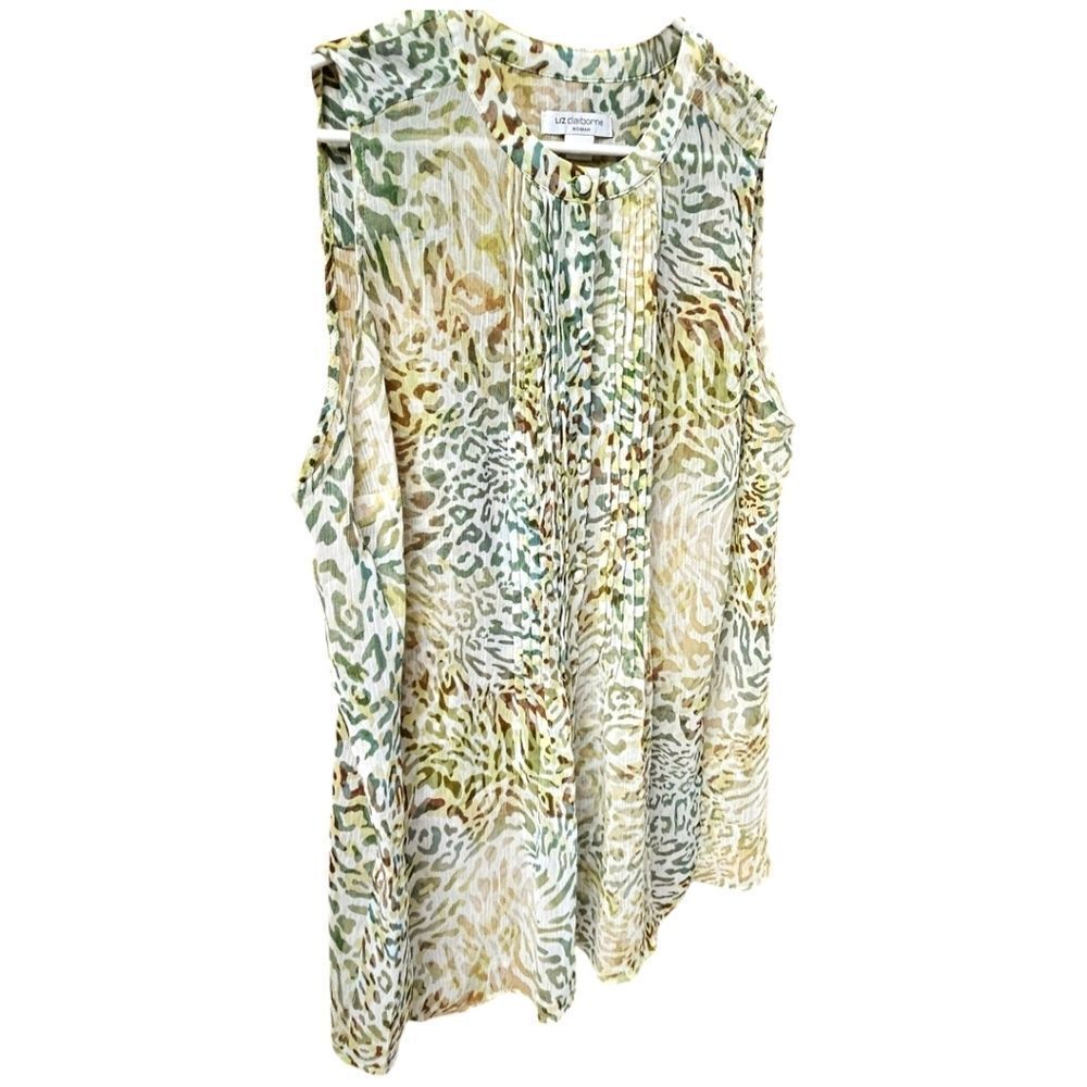 LIZ CLAIBORNEβPlus Size Women's Sleeveless Button Front leopard Print Tank Top - Picture 4 of 9